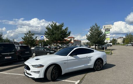 Ford Mustang VI рестайлинг, 2022 год, 5 200 000 рублей, 4 фотография