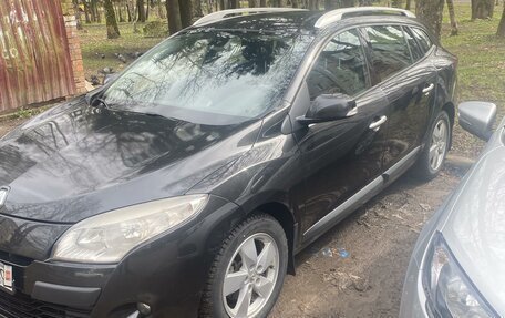 Renault Megane III, 2010 год, 800 000 рублей, 2 фотография