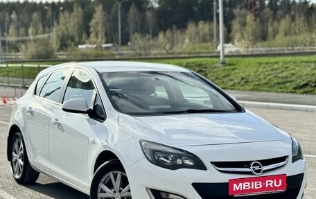 Opel Astra J, 2012 год, 740 000 рублей, 3 фотография