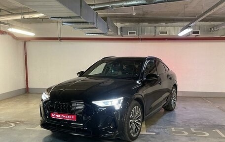Audi e-tron I, 2021 год, 5 790 000 рублей, 1 фотография