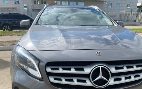 Mercedes-Benz GLA, 2018 год, 3 100 000 рублей, 3 фотография