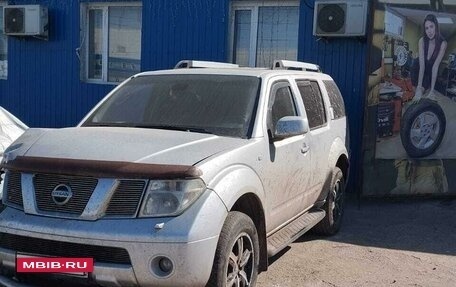 Nissan Pathfinder, 2005 год, 800 000 рублей, 2 фотография