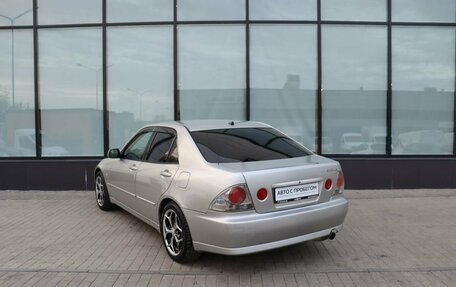 Toyota Altezza, 2003 год, 923 000 рублей, 4 фотография