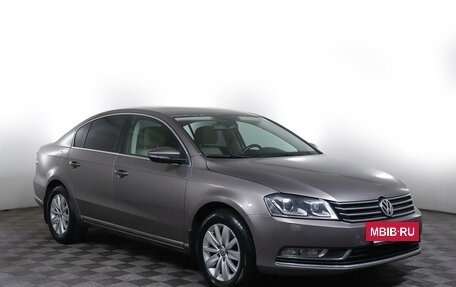 Volkswagen Passat B7, 2011 год, 999 000 рублей, 3 фотография