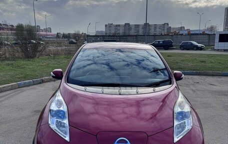 Nissan Leaf I, 2014 год, 749 000 рублей, 2 фотография