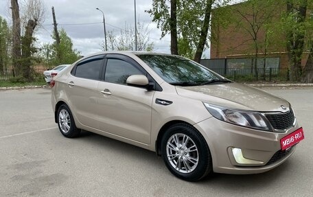 KIA Rio III рестайлинг, 2013 год, 780 000 рублей, 3 фотография