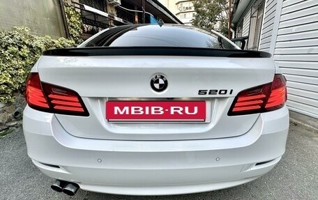 BMW 5 серия, 2016 год, 3 300 000 рублей, 4 фотография