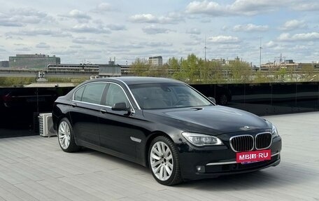 BMW 7 серия, 2010 год, 2 100 000 рублей, 3 фотография