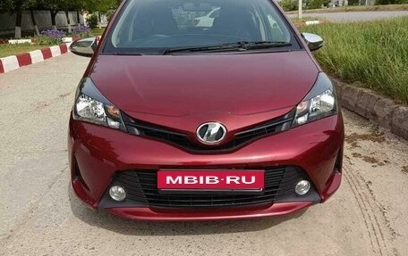 Toyota Vitz, 2016 год, 1 060 000 рублей, 2 фотография