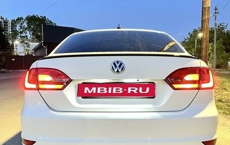 Volkswagen Jetta VI, 2012 год, 1 270 000 рублей, 2 фотография