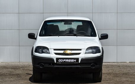 Chevrolet Niva I рестайлинг, 2019 год, 860 000 рублей, 3 фотография
