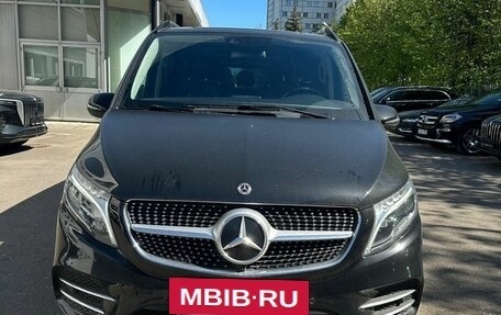 Mercedes-Benz V-Класс, 2020 год, 8 700 000 рублей, 2 фотография
