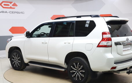 Toyota Land Cruiser Prado 150 рестайлинг 2, 2014 год, 4 500 000 рублей, 4 фотография