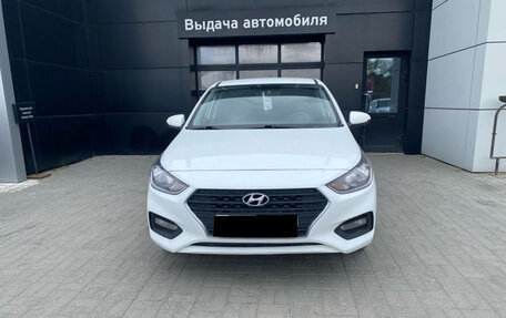 Hyundai Solaris II рестайлинг, 2017 год, 1 049 000 рублей, 2 фотография