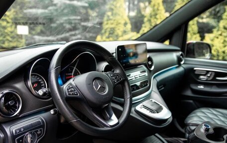 Mercedes-Benz V-Класс, 2021 год, 15 500 000 рублей, 7 фотография