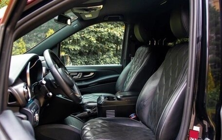 Mercedes-Benz V-Класс, 2021 год, 15 500 000 рублей, 8 фотография