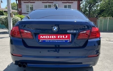 BMW 5 серия, 2010 год, 1 760 000 рублей, 6 фотография