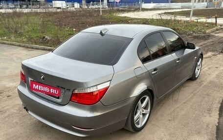 BMW 5 серия, 2007 год, 1 019 000 рублей, 3 фотография