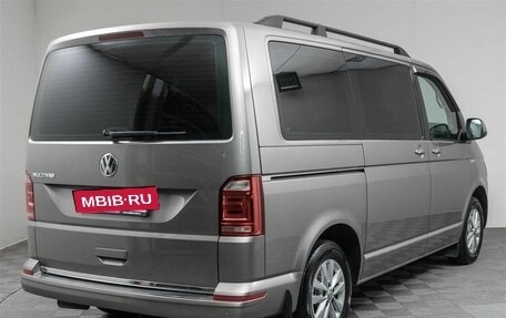 Volkswagen Multivan T6 рестайлинг, 2018 год, 3 589 000 рублей, 5 фотография