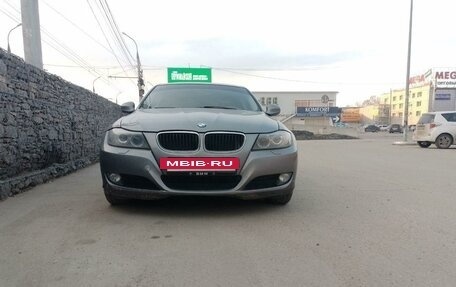 BMW 3 серия, 2011 год, 800 000 рублей, 3 фотография