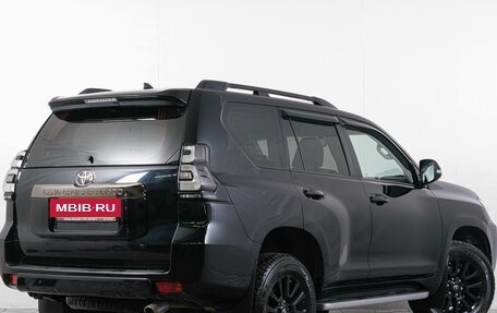 Toyota Land Cruiser Prado 150 рестайлинг 2, 2021 год, 7 899 000 рублей, 5 фотография