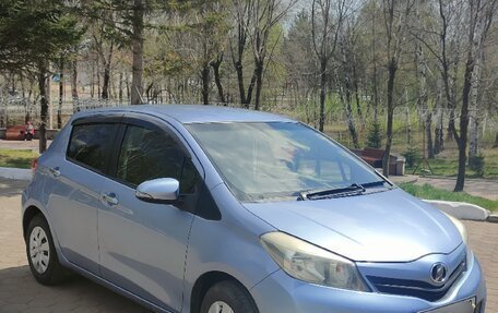 Toyota Vitz, 2012 год, 670 000 рублей, 3 фотография