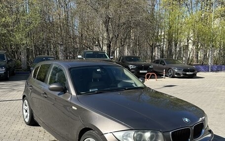 BMW 1 серия, 2007 год, 780 000 рублей, 3 фотография