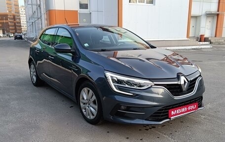 Renault Megane IV, 2020 год, 1 660 000 рублей, 3 фотография