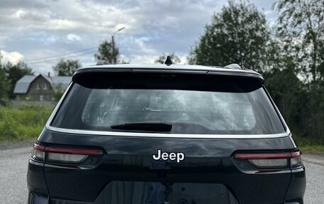 Jeep Grand Cherokee, 2023 год, 8 459 000 рублей, 3 фотография