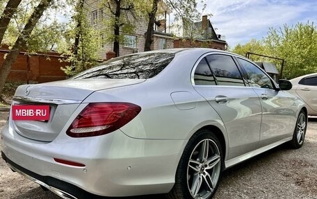 Mercedes-Benz E-Класс, 2017 год, 3 670 000 рублей, 4 фотография