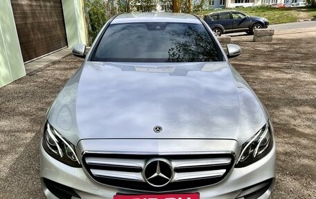 Mercedes-Benz E-Класс, 2017 год, 3 670 000 рублей, 6 фотография