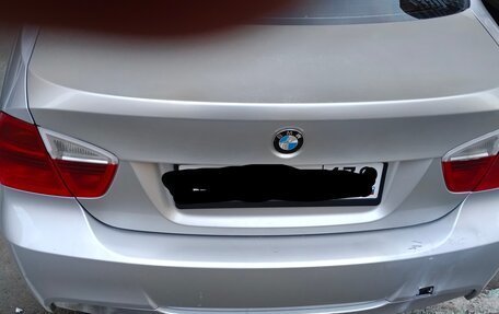 BMW 3 серия, 2005 год, 550 000 рублей, 2 фотография