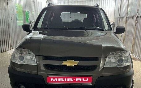 Chevrolet Niva I рестайлинг, 2013 год, 550 000 рублей, 2 фотография