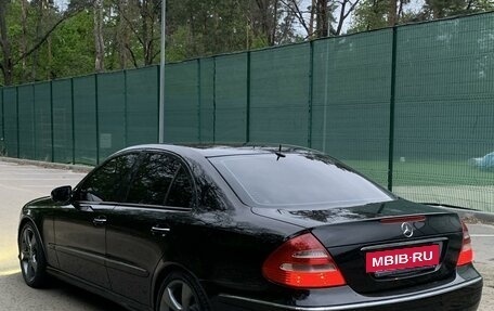 Mercedes-Benz E-Класс, 2003 год, 939 000 рублей, 4 фотография