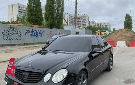 Mercedes-Benz E-Класс, 2003 год, 939 000 рублей, 9 фотография