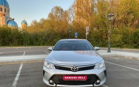 Toyota Camry, 2015 год, 2 300 000 рублей, 8 фотография