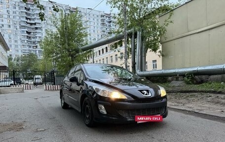 Peugeot 308 II, 2010 год, 565 000 рублей, 3 фотография