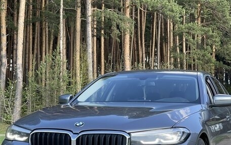 BMW 5 серия, 2021 год, 4 800 000 рублей, 4 фотография