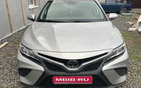 Toyota Camry, 2019 год, 2 940 000 рублей, 2 фотография