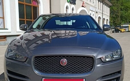 Jaguar XE I рестайлинг, 2015 год, 2 050 000 рублей, 3 фотография