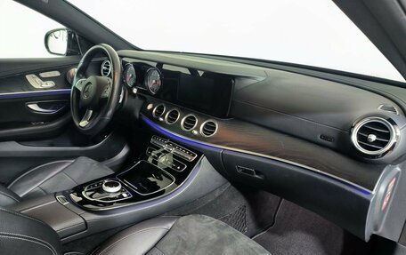 Mercedes-Benz E-Класс, 2017 год, 3 770 000 рублей, 5 фотография