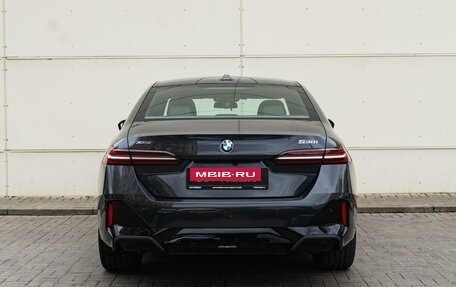 BMW 5 серия, 2023 год, 10 840 000 рублей, 4 фотография