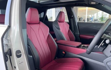 Lexus RX IV рестайлинг, 2023 год, 7 900 000 рублей, 9 фотография
