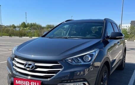 Hyundai Santa Fe III рестайлинг, 2017 год, 2 860 000 рублей, 2 фотография