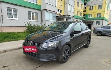 Volkswagen Polo VI (EU Market), 2012 год, 950 000 рублей, 5 фотография