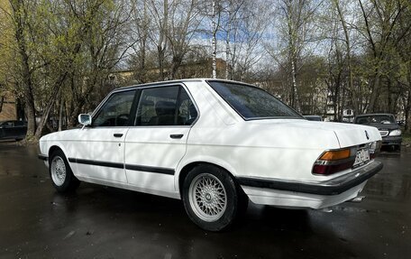 BMW 5 серия, 1982 год, 495 000 рублей, 3 фотография