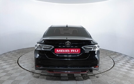 Toyota Camry, 2020 год, 3 428 000 рублей, 5 фотография