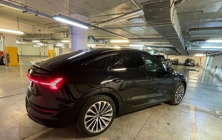 Audi e-tron I, 2021 год, 5 790 000 рублей, 4 фотография