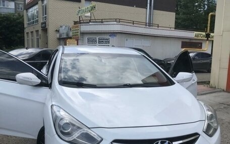 Hyundai i40 I рестайлинг, 2013 год, 1 265 000 рублей, 3 фотография