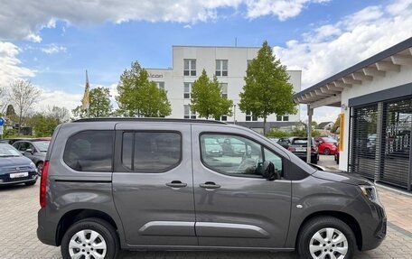 Opel Combo E, 2024 год, 4 300 000 рублей, 3 фотография